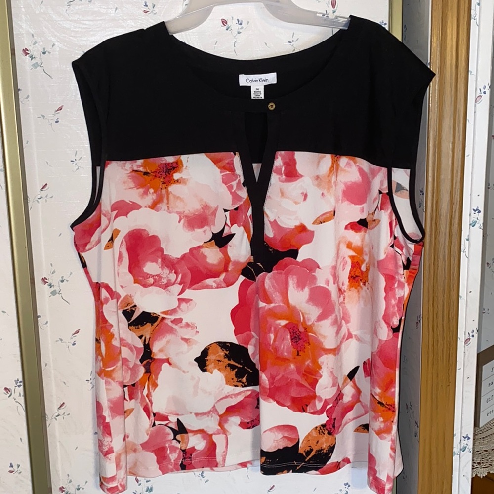 Calvin Klein Women’s Tank Top Size 1X